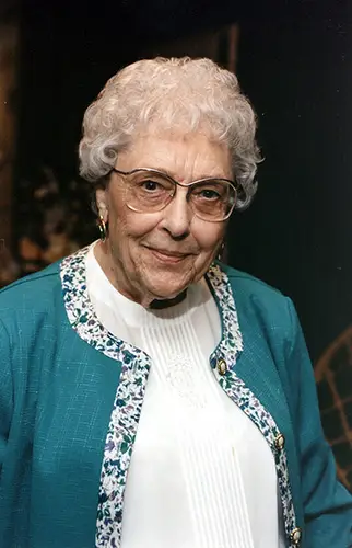 Photo of Helen Arndt